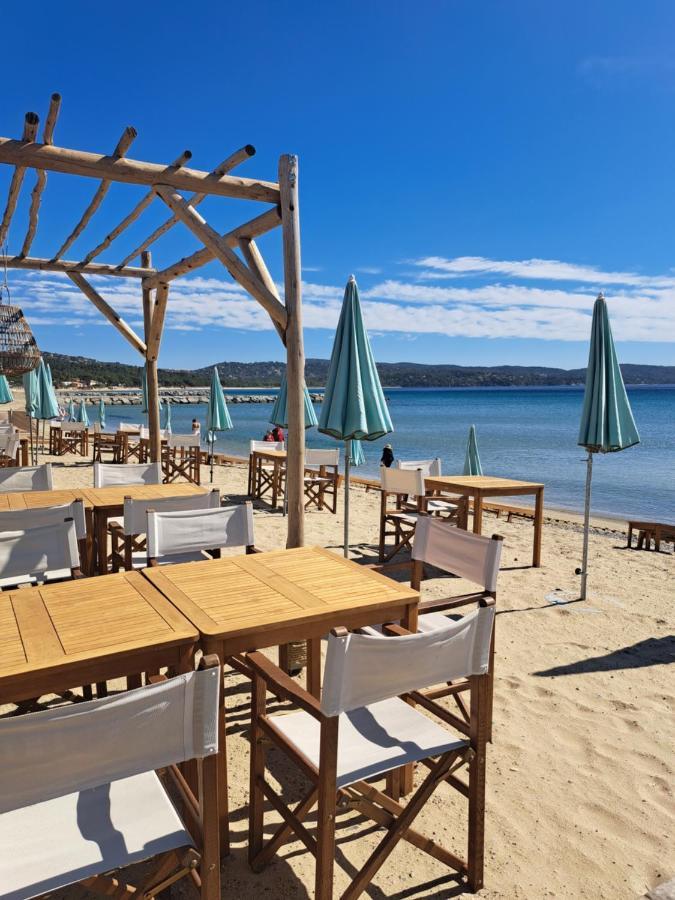 Location Vacance Vue Mer 4 A 6 Personnes Cavalaire-sur-Mer Extérieur photo